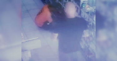 Notícia - Policial impede furto em farmácia e prende suspeito em Criciúma