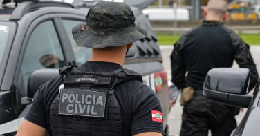 Notícia - Homem é preso suspeito de tentar matar companheira e filhas em Maracajá