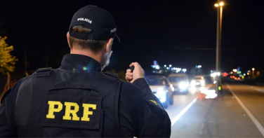 Notícia - Idosa morre atropelada na BR-101 em SC