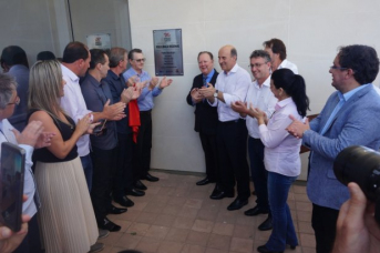 Notícia - Inaugurada a Policlínica Regional em Araranguá
