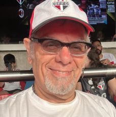 Notícia - Roger Moreira divulga vaquinha para ajudar criciumense