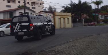 Notícia - Em Criciúma, homens recebem 46 anos de reclusão por roubos de veículos e pedestres