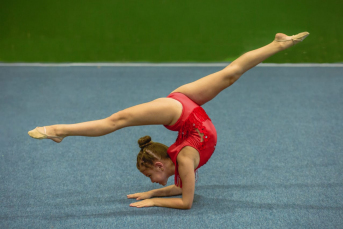 Notícia - Jovens criciumenses participam de estadual de ginástica rítmica