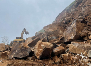 Notícia - Com novo deslizamento na Serra da Rocinha, DNIT revê prazo das obras