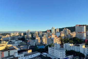 Notícia - Fim de semana será ensolarado com madrugadas frias