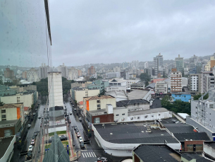 Notícia - Semana começa com tempo frio e chuvoso