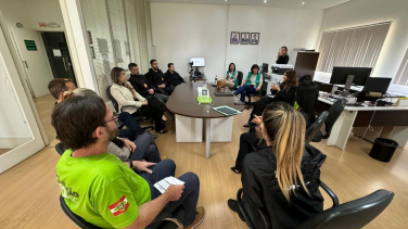 Notícia - Investigado por realizar procedimentos estéticos de forma ilegal, cirugião-dentista de Criciúma é afastado 