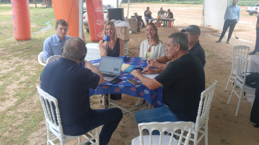 Notícia - ((Fotos e vídeos)) Pedras Grandes apresenta projeto de obras para hotel