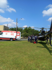Notícia - Adolescente é resgatado de helicóptero após colisão entre bicicleta e moto em Nova Veneza
