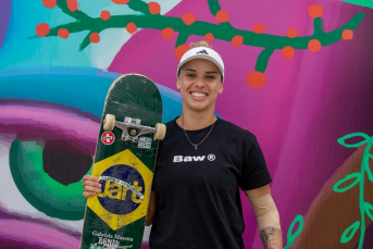 Notícia - De volta ao game superando seus medos: Gabi Mazetto será atração do STU National em Criciúma