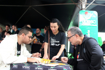 Notícia - [Áudio] Neste sábado, Unesc leva orientações sobre IR à praça