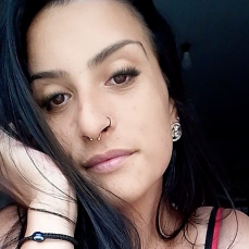 Notícia - Criciúma: Mulher encontrada carbonizada em cobertor é identificada