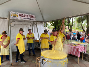 Notícia - [Áudio] Com 200kg de polenta, Urussanga celebra 147 anos
