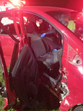 Notícia - Colisão deixa motorista preso às ferragens em Araranguá
