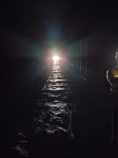 Notícia - Bombeiros buscam idoso desaparecido em mina abandonada