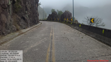 Notícia - Trânsito liberado na Serra do Rio do Rastro 