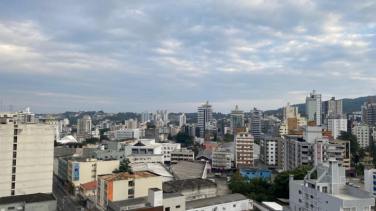 Notícia - [Áudio] Sol e frio moderado marcam esta quarta-feira 