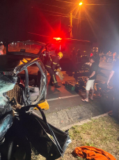 Notícia - Idoso fica ferido em colisão entre carro e ônibus em Criciúma