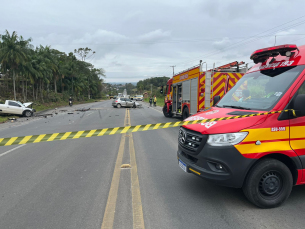 Notícia - Grave acidente mata motorista em Cocal do Sul