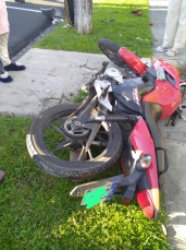 Notícia - Mulher morre em acidente entre moto e carro em Criciúma