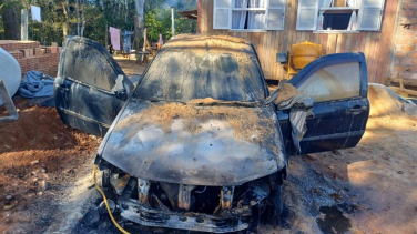 Notícia - Suspeito de incendiar carro de mulher é preso em Jacinto Machado