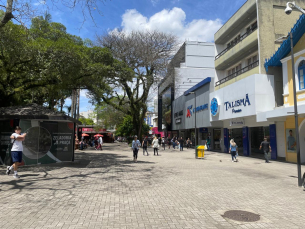Notícia - Diversão, compras e emprego no Sábado Mais de Criciúma