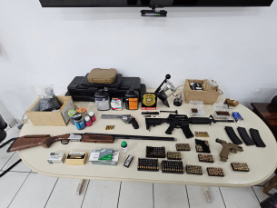 Notícia - Operação apreende armas ilegais em Criciúma e Nova Veneza