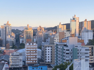Notícia - Adeus, chuva: frente fria muda o tempo e traz dias de frio intenso em SC