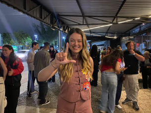 Notícia - “É uma honra muito grande”: Giovana Mondardo chora ao comemorar eleição federal
