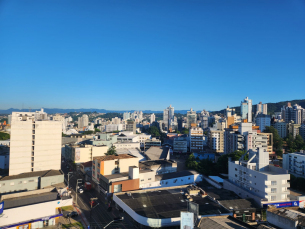 Notícia - [Áudio] Semana inicia com quase 40°C, mas calor tem dias contados