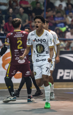 Notícia - Criciúma Futsal sofre primeira derrota no Brasileiro