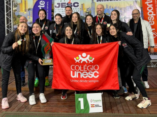 Notícia - Vôlei feminino do Colégio Unesc conquista o bicampeonato do Jesc