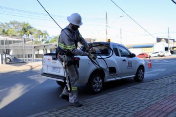 Notícia - Criciúma:  Mais de 800 quilos de fiação irregular são recolhidos no bairro São Luiz