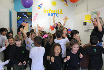 Notícia - Colégio Satc inicia 2º semestre com calendário recheado de eventos 