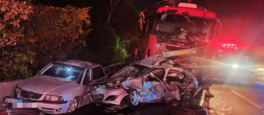 Notícia -  Engavetamento na BR-101 em Barra Velha Deixa Um Morto e 11 Feridos