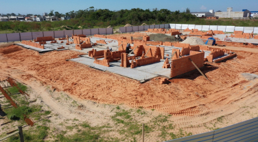 Notícia - Obras do novo CEI da comunidade Pedreiras avançam no Balneário Rincão