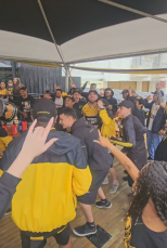 Notícia - [Vídeo] Torcida do Criciúma se reúne para acompanhar jogo decisivo contra o Cuiabá