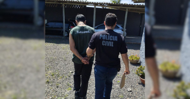 Notícia - Homem é preso após agredir e ameaçar a ex-companheira e fugir com filha menor em SC