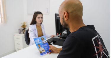 Notícia - Humor e prevenção marcam campanha de saúde masculina em Criciúma