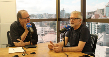 Notícia - Nomes & Marcas: Niltinho Rebello revela memórias que definiram sua voz no esporte