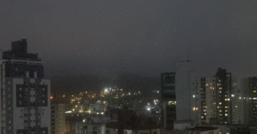 Notícia - [Áudio] Previsão indica vento de até 50 km/h nesta quarta em Criciúma