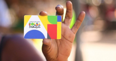 Notícia - O que levou Criciúma a 'tirar' 700 beneficiários do Bolsa Família?