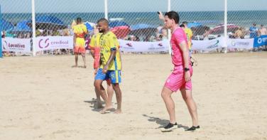 Notícia - Praião do Rincão começa com arena lotada e equilíbrio nas quadras