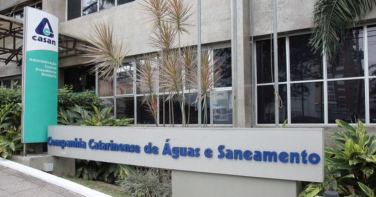 Notícia - Programa permite quitar dívidas da Casan com parcelas a partir de R$ 50