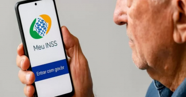 Notícia - Após fraudes, nova lei acaba com desconto automático de associações no INSS