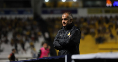 Notícia - 'A gente fez o jogo ficar fácil', diz Baptista após vitória