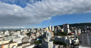 Notícia - [Áudio] Sol aparece e chuva segue fora da previsão no Sul catarinense