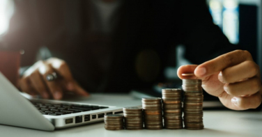 Notícia - Quem recebe até dois salários mínimos paga Imposto de Renda? Entenda