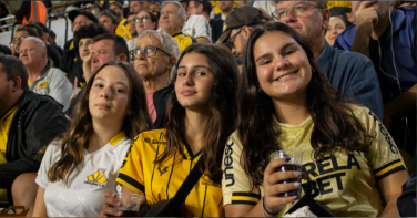 Notícia - 'O Majestoso é delas': ação do Criciúma incentiva presença feminina para decisão contra o Brusque