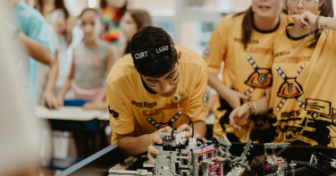Notícia - Escola SESI Criciúma abre inscrições para oficinas de robótica e basquete 